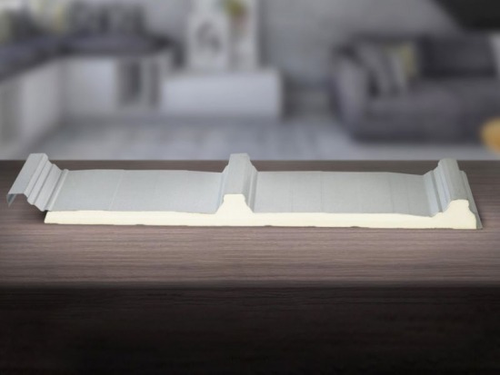 แผ่นหลังคาติดฉนวนกันความร้อน PE FOAM และ PU FOAM แผ่นหลังคาติดฉนวนกันความร้อน PE FOAM และ PU FOAM